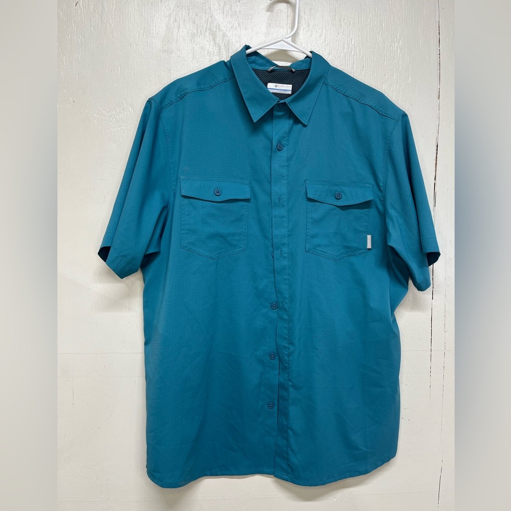 Fisherman Columbia Men's Teal Short Sleeve Shirt size large